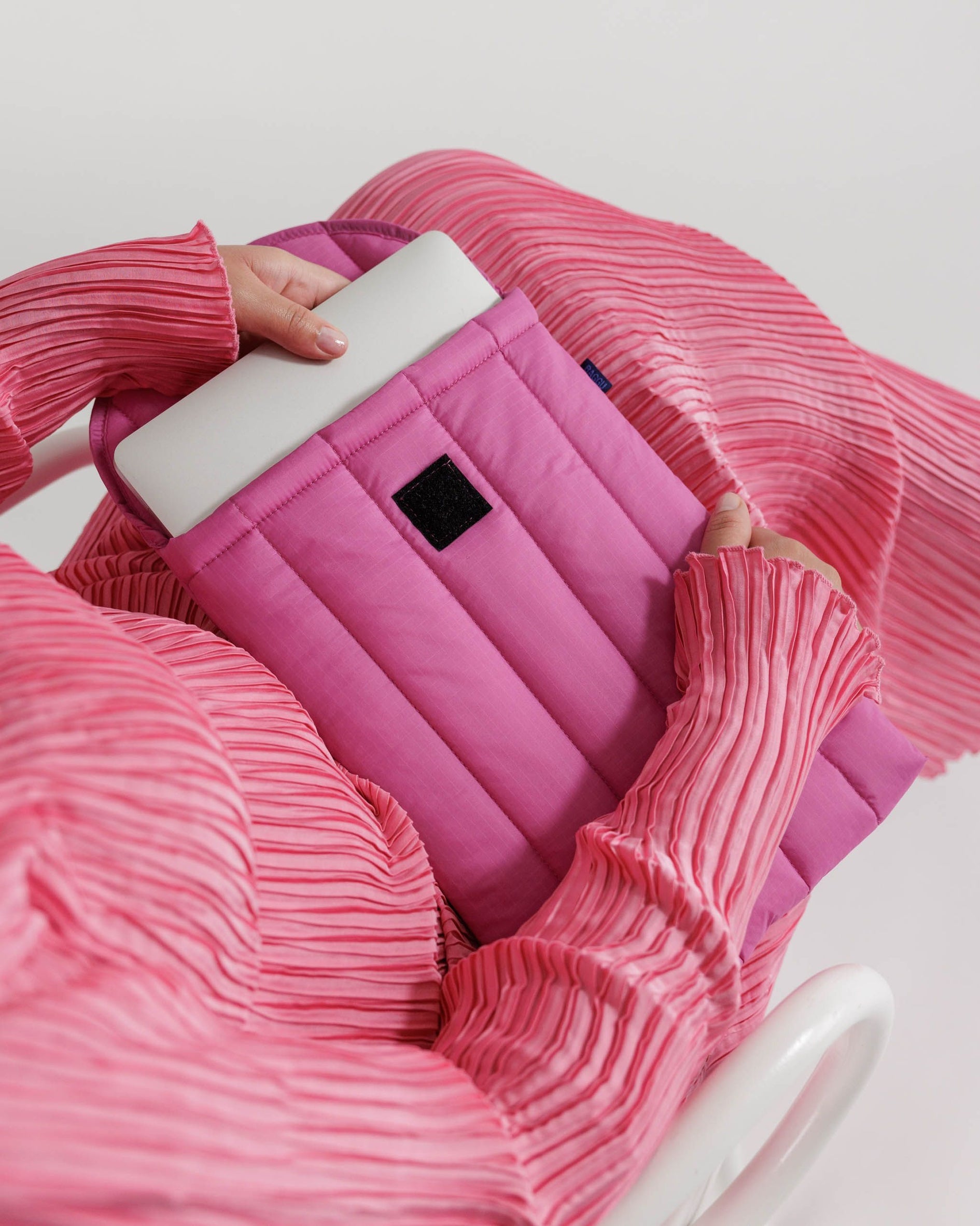 Puffy Laptop Sleeve 13"/14" - Extra Pink