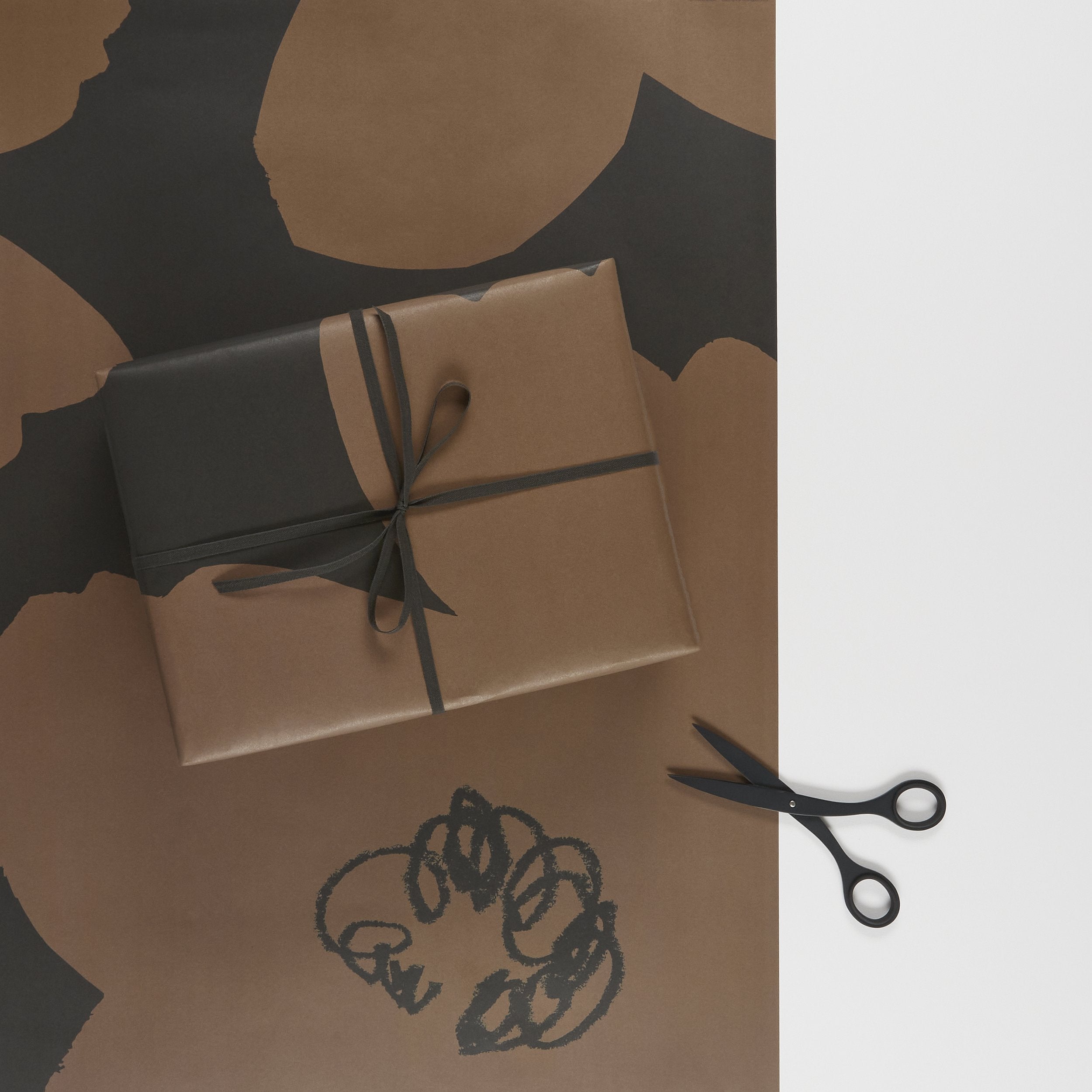 Aeand Flower Gift Wrapping Sheet