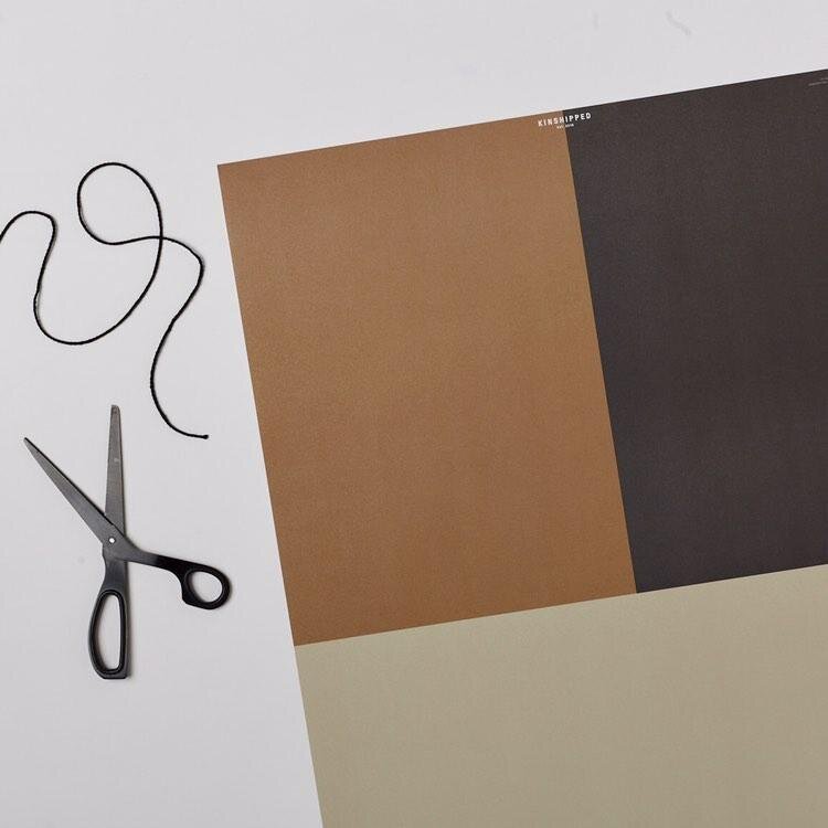 Clever Gift Wrapping Sheet - Rust