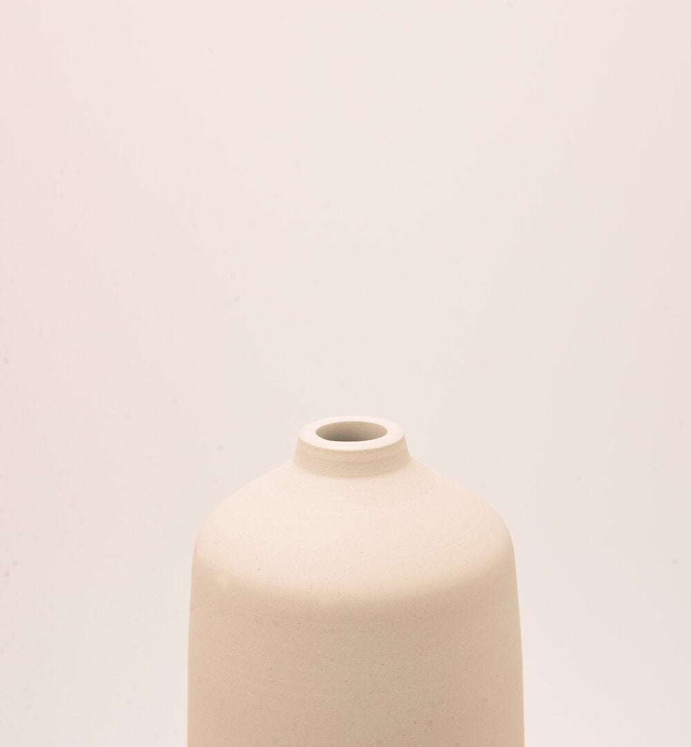 Small Ceramic Bud Vase - L'Impure (Ivory)