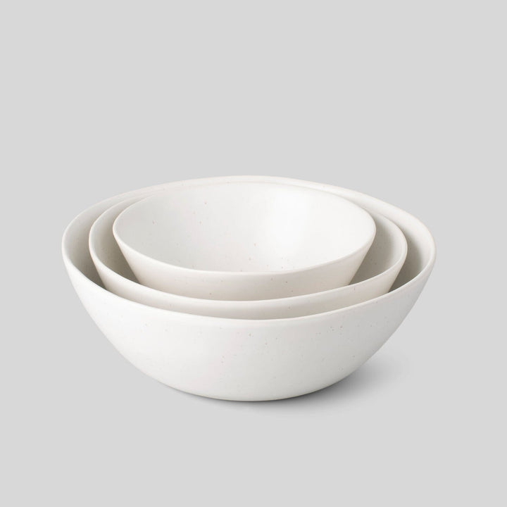 The Nested Serving Bowls (Set of 3) - Speckled White