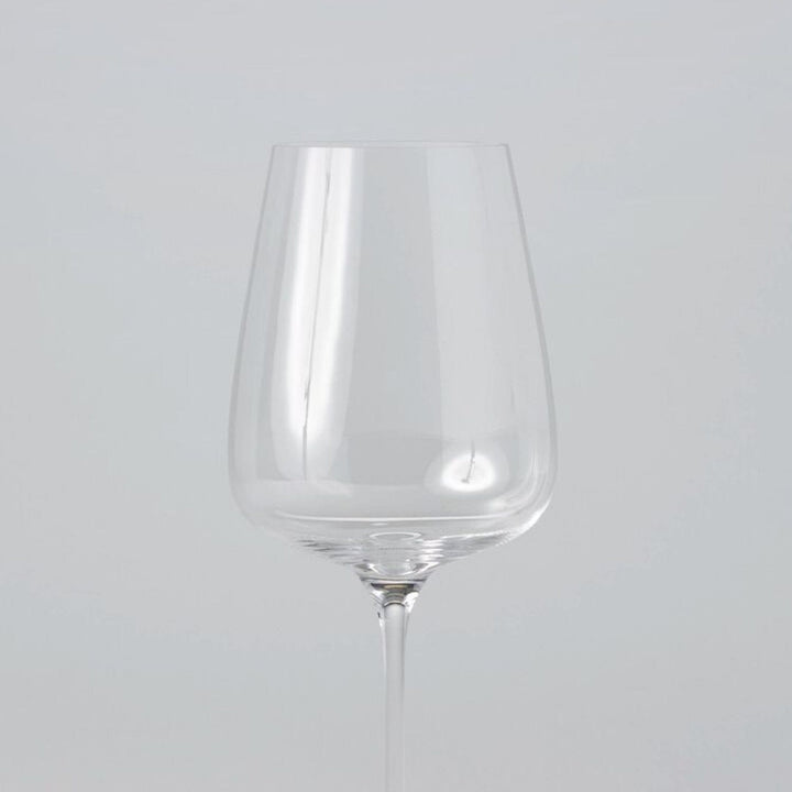 https://shopbureaux.com/cdn/shop/products/the-wine-glasses-glassware-fable-home-157464_720x_73563f40-904f-492e-883d-0943021f2428.jpg?v=1674688734&width=720